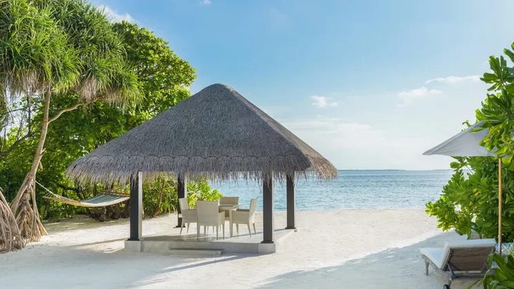 Deluxe Beach Villa with Family Private Pool